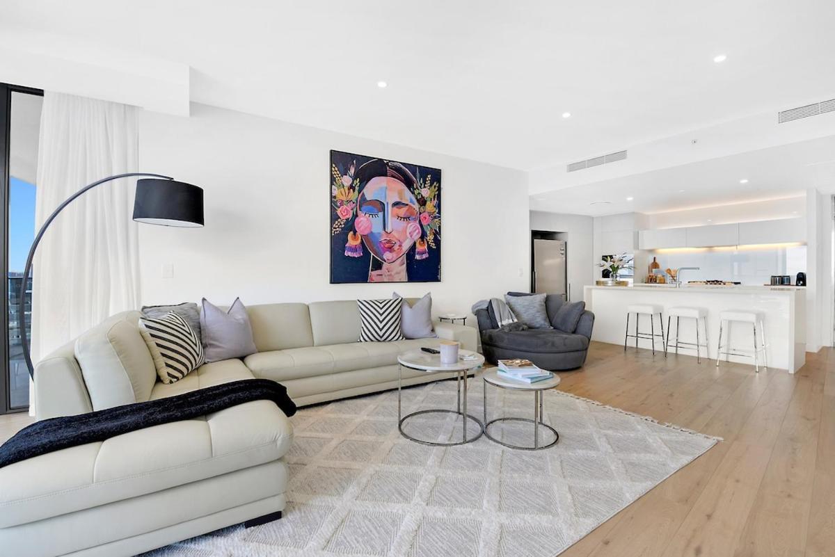 Ocean Skyhome At Oracle 14003 Apartment